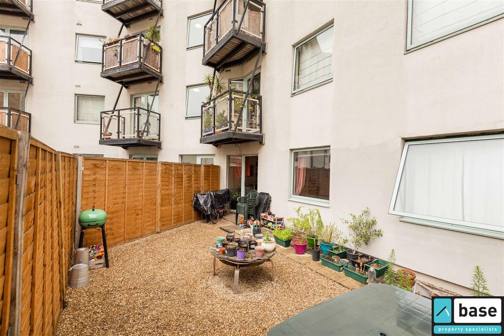 Property photo 3 of 10 Patio