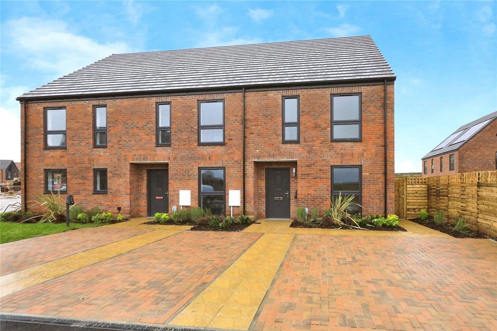 Property photo 1 of 9 Picture No. 05