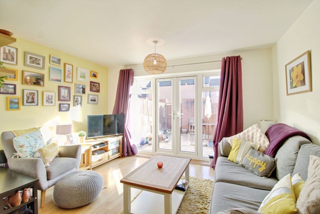 Property photo 3 of 14