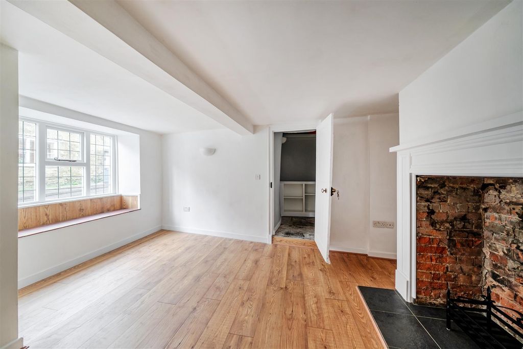 Property photo 3 of 12 1395963-11-6971Fad22454c.Jpg