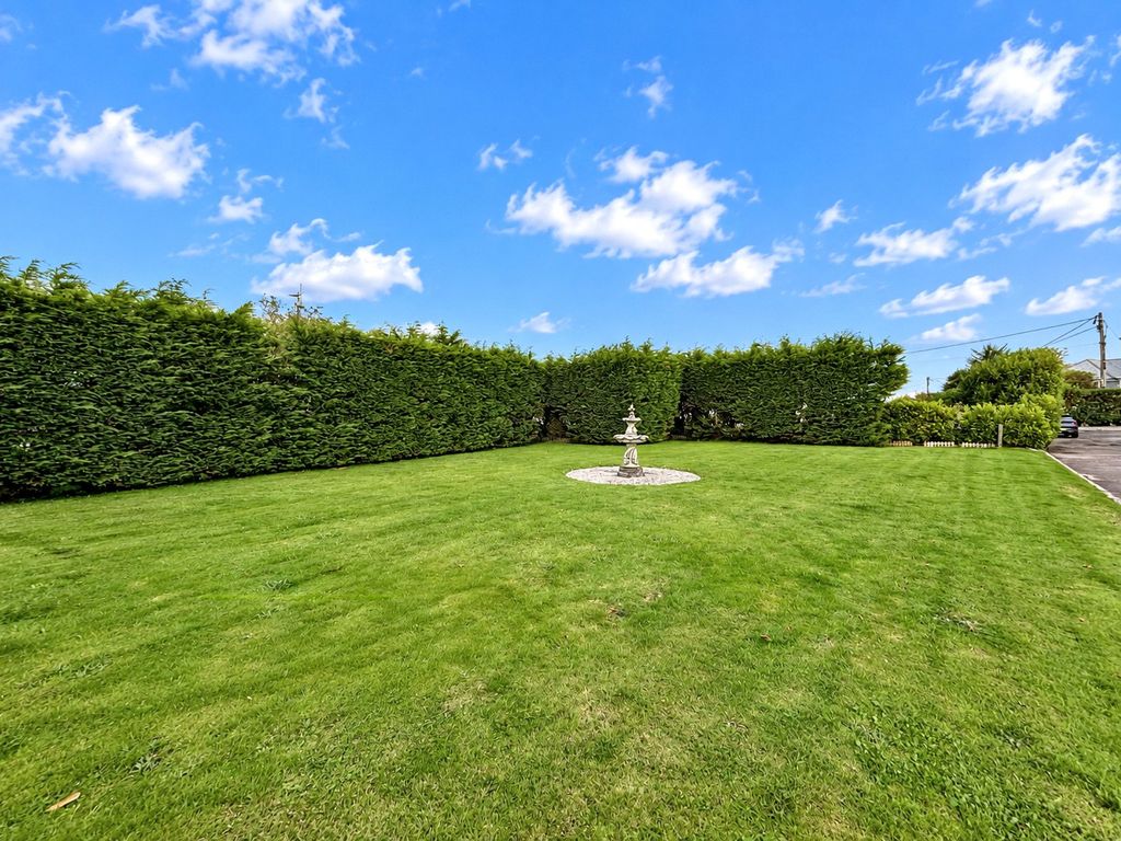 Property photo 3 of 14 3 - Picture No. 03