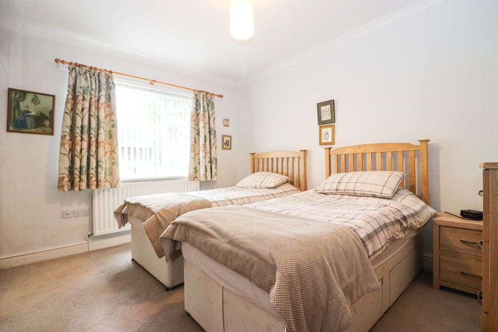 Additional image 11 of 2 bed flat for saleVictoria Place, Carlisle CA1