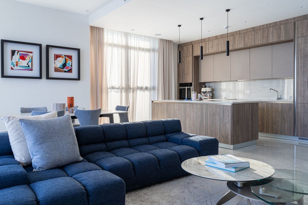 Property photo 3 of 22