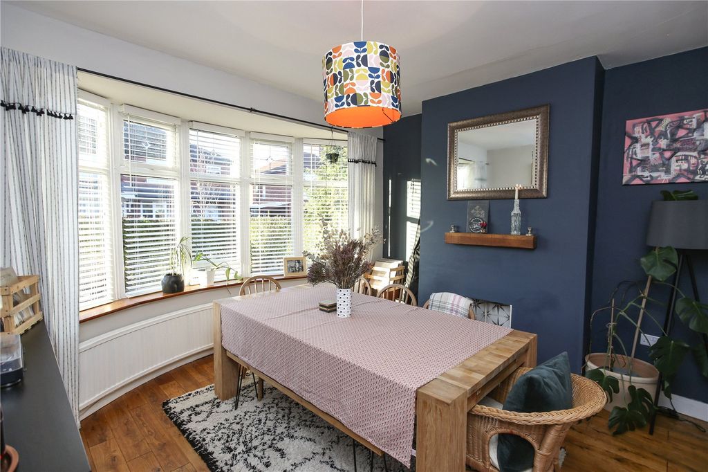 Property photo 2 of 26 Picture No. 23