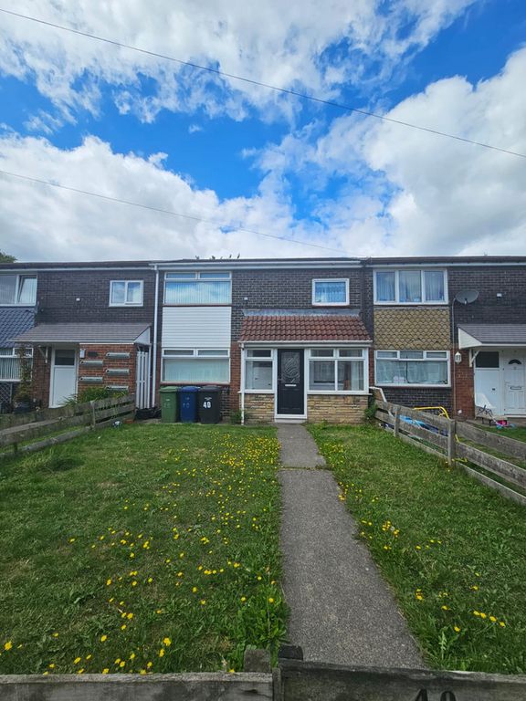 Property photo 1 of 12