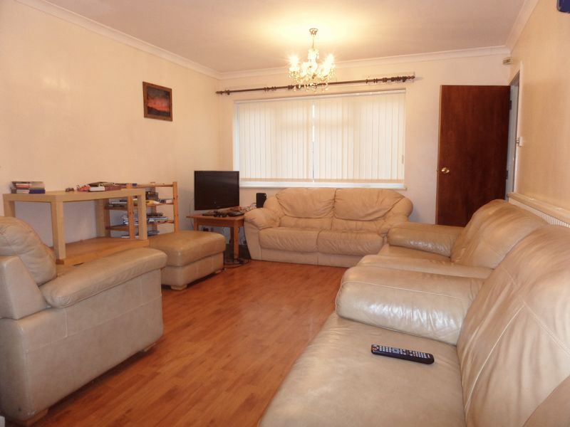 Property photo 2 of 12 Photo 7