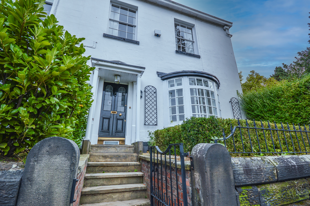 Property photo 1 of 31 Front External