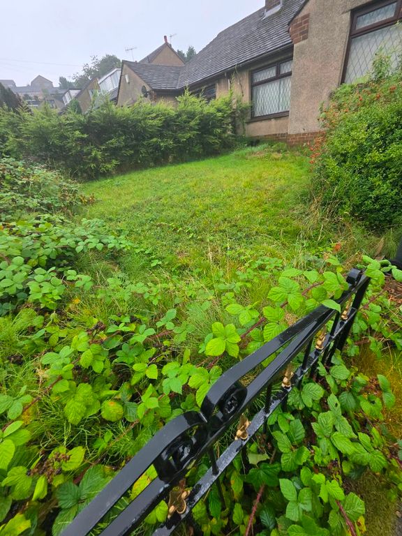 Property photo 2 of 9