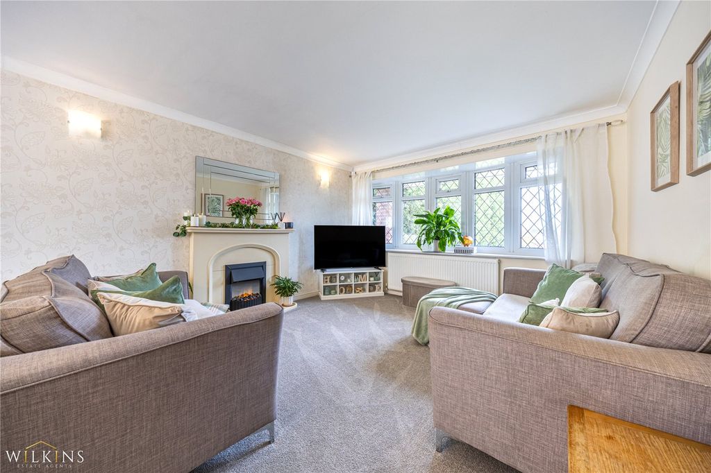 Property photo 3 of 39 Picture No. 01