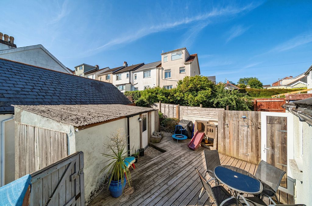 Property photo 1 of 24 1493566-3-6A5E0De...