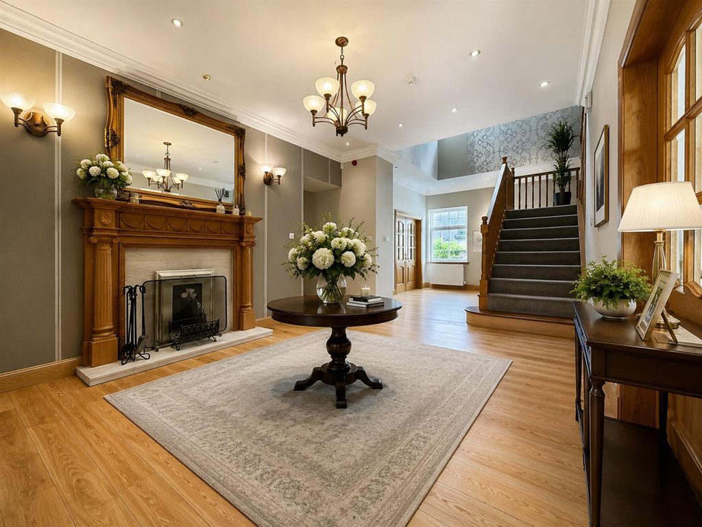 Property photo 2 of 47 Hall
