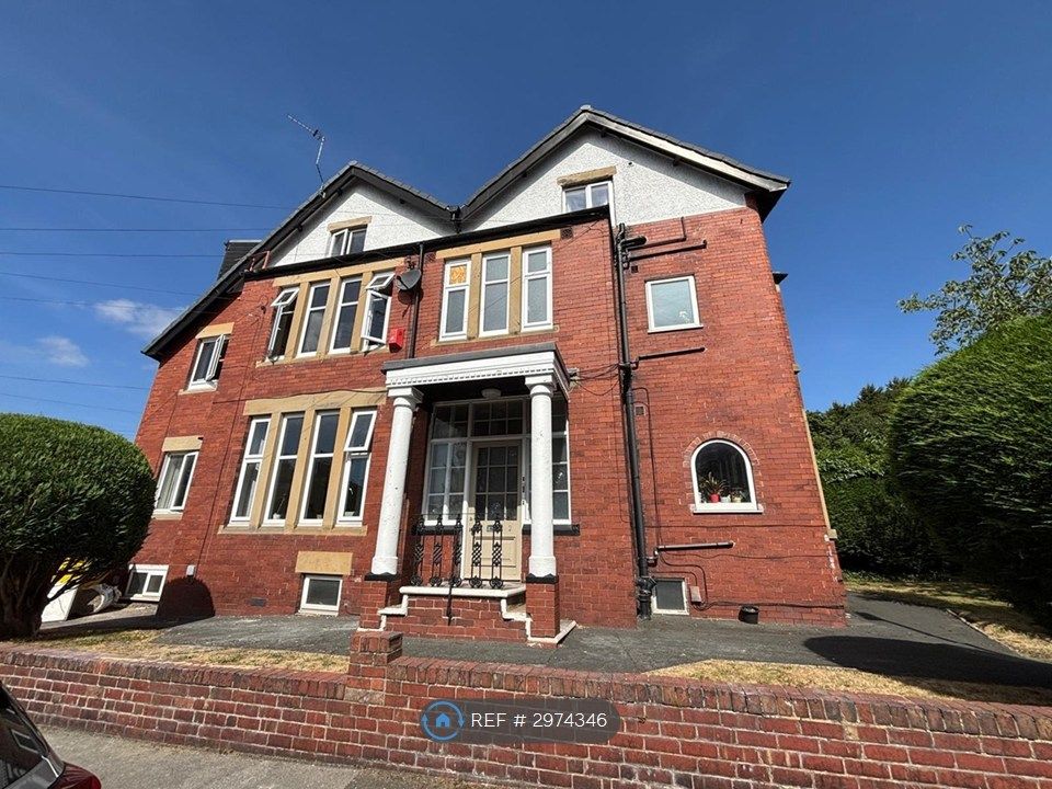 Property photo 2 of 11
