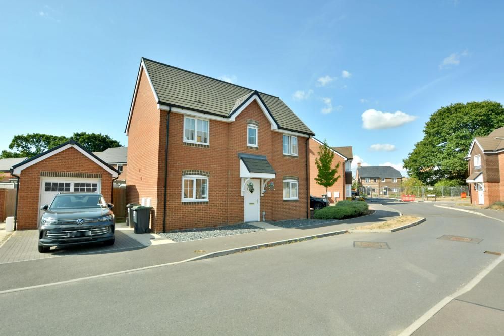 Property photo 1 of 21 Agents Notes