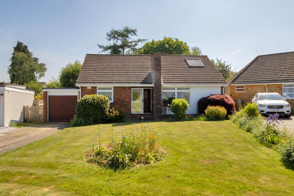 Property photo 2 of 18 External