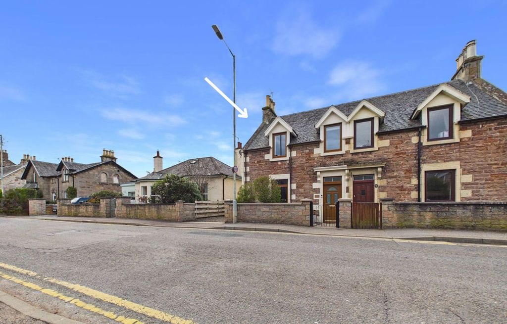 Property photo 1 of 37