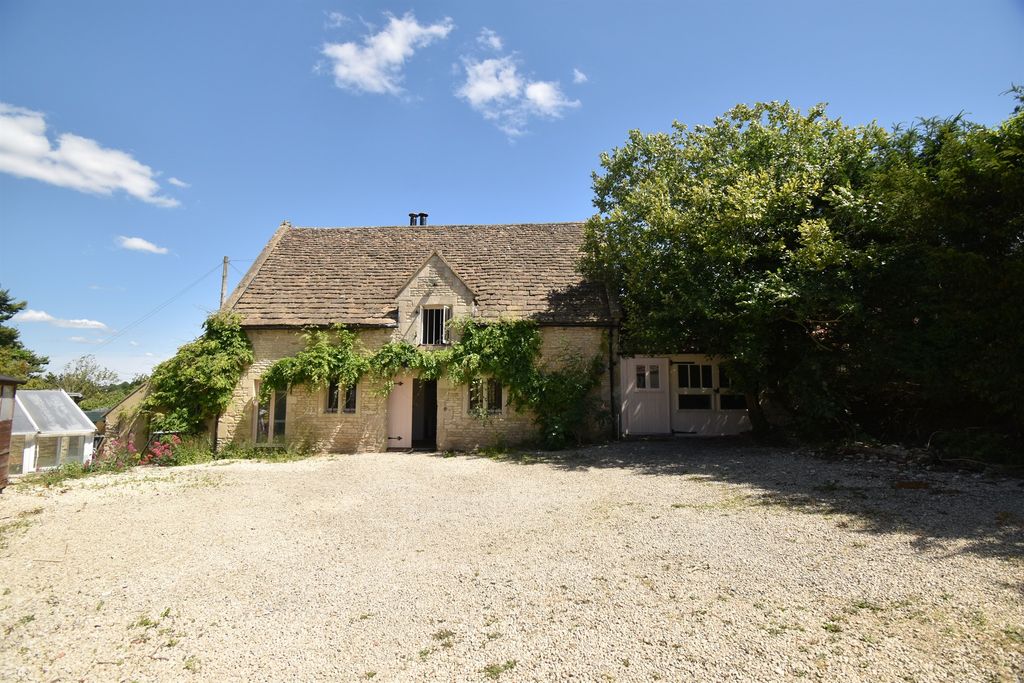 Property photo 1 of 24