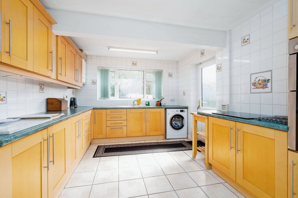 Property photo 3 of 18 Picture No. 08