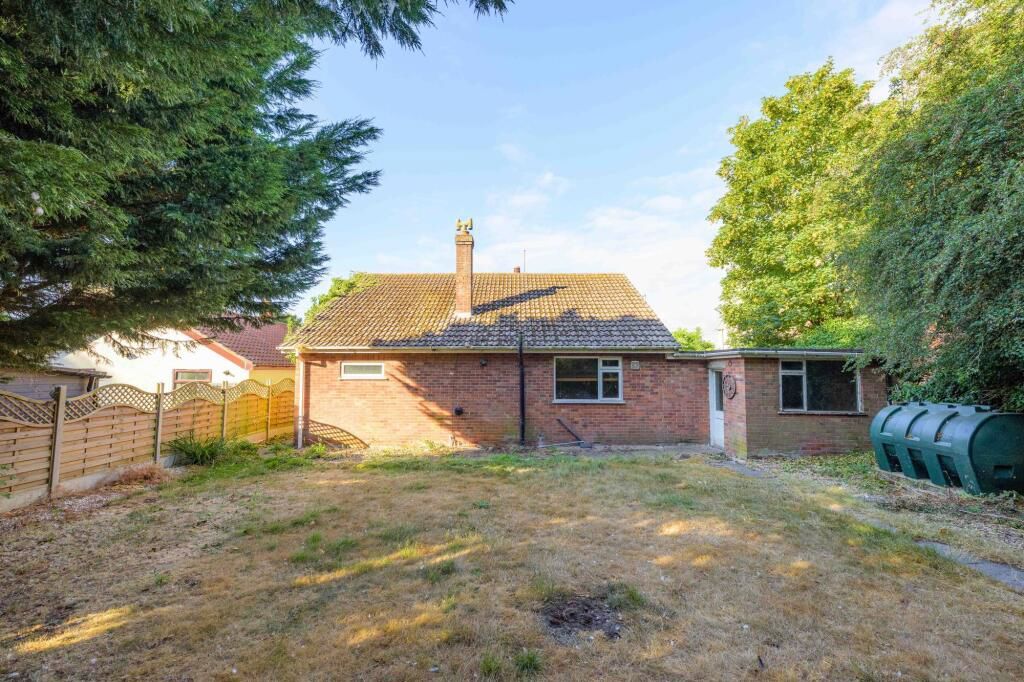 Property photo 2 of 18
