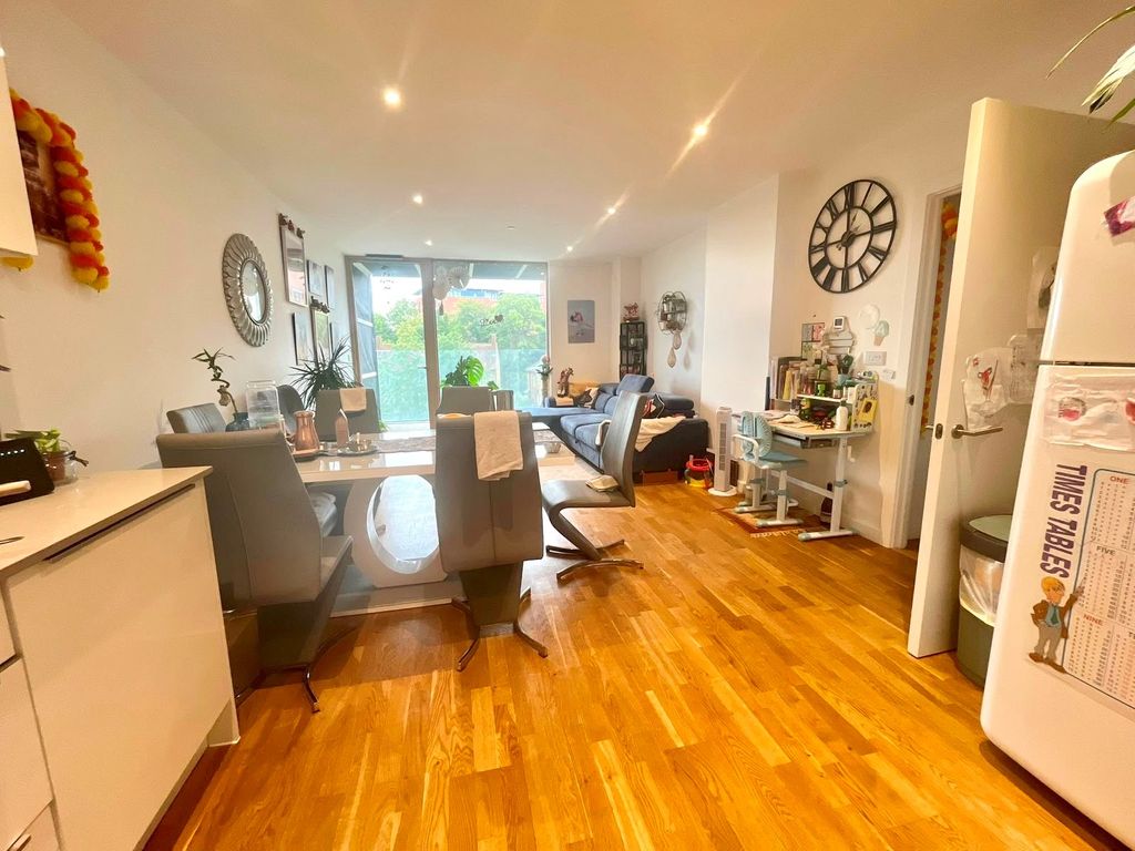 Property photo 2 of 13