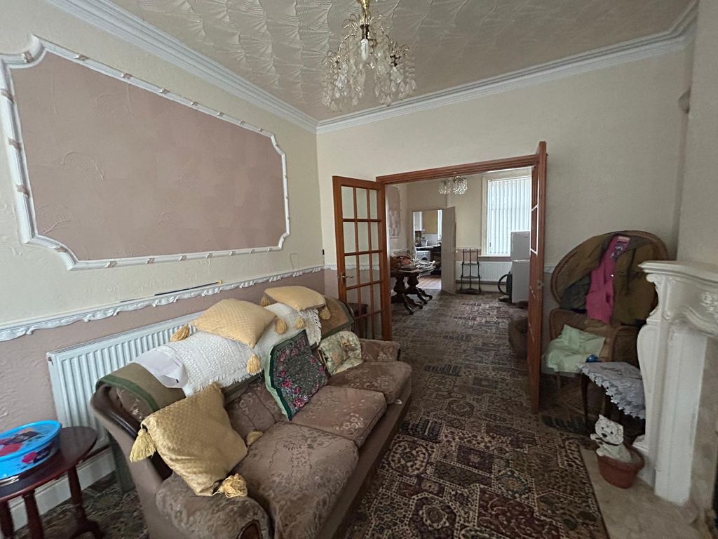 Property photo 3 of 16