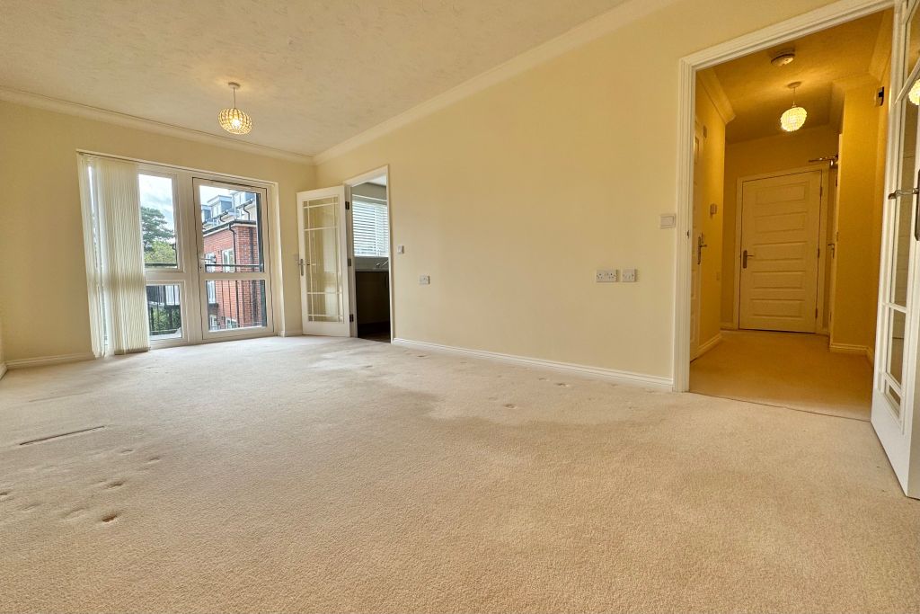 Property photo 2 of 13 Living Room