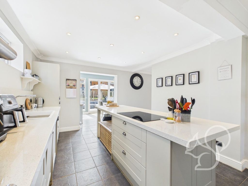 Property photo 2 of 34 Cam01659G0-Pr0405-Still004.Jpg