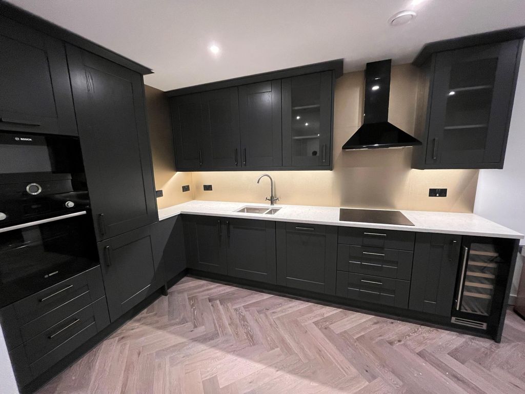 Property photo 3 of 8 Image