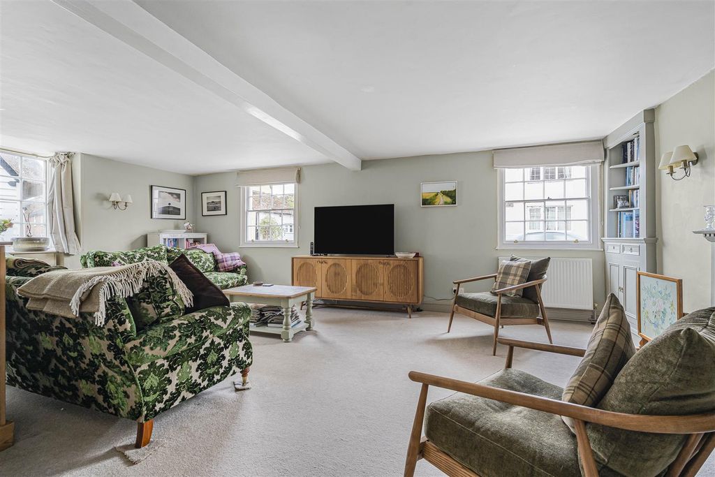 Property photo 3 of 23 10_61355.Jpg