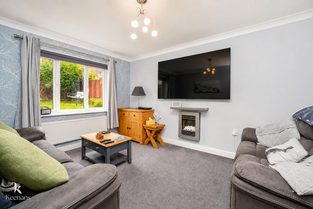 Property photo 3 of 38 3.Jpg