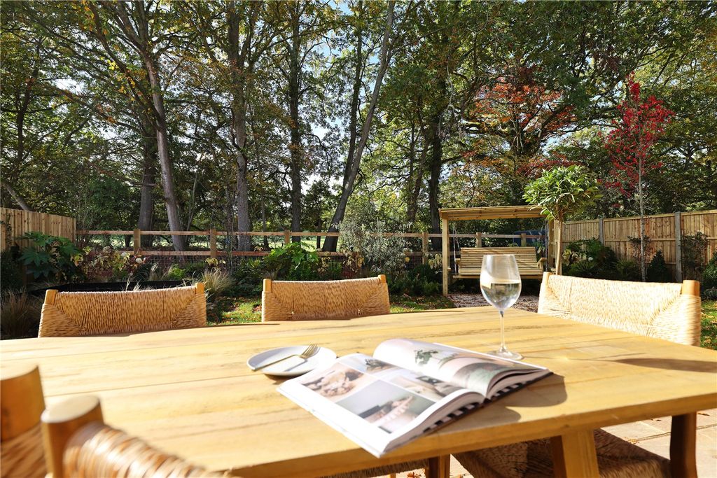 Property photo 1 of 20 Picture No. 33