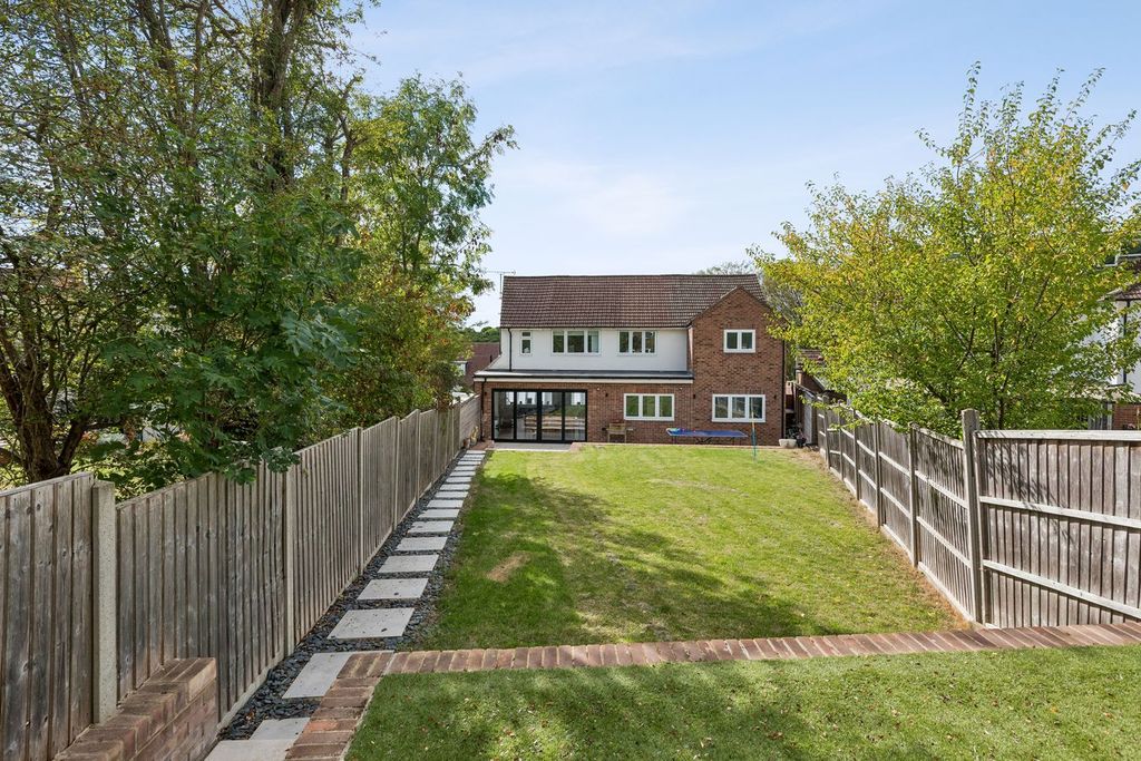 Property photo 2 of 17