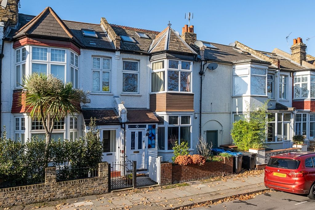 Property photo 1 of 17