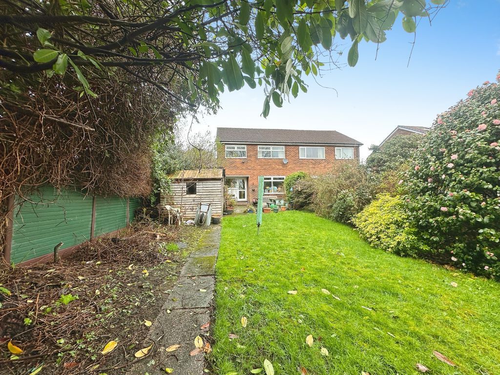 Property photo 1 of 23 Photo 9