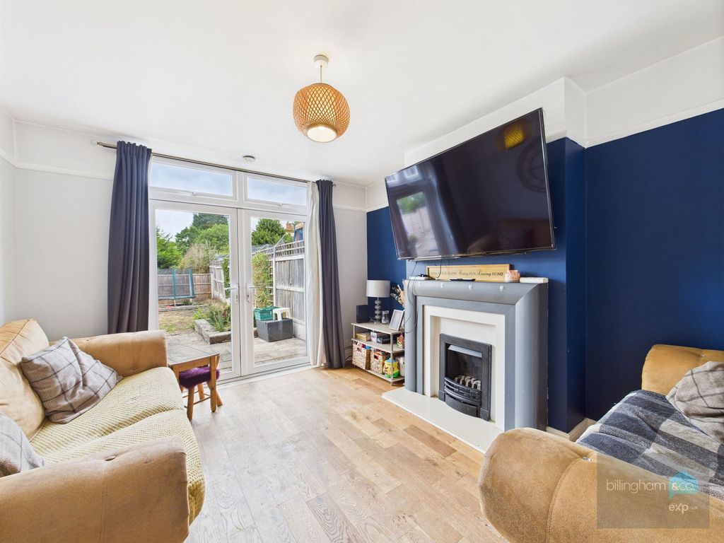 Property photo 2 of 15