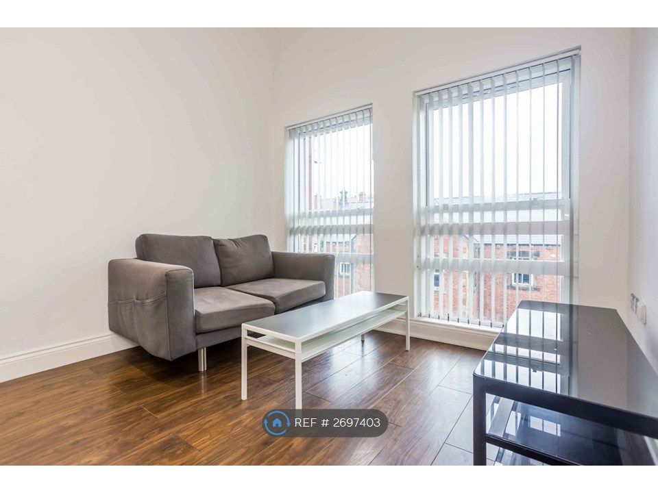 Property photo 3 of 12