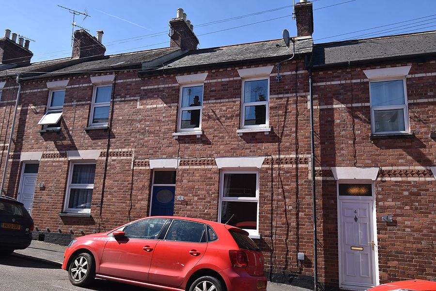 Property photo 1 of 12
