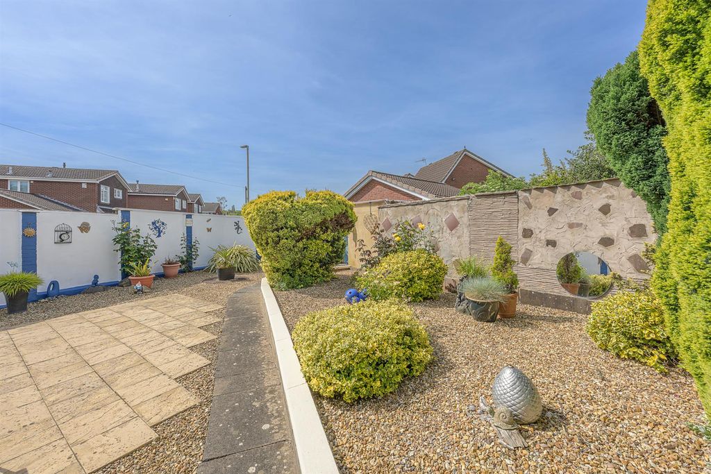Property photo 3 of 29