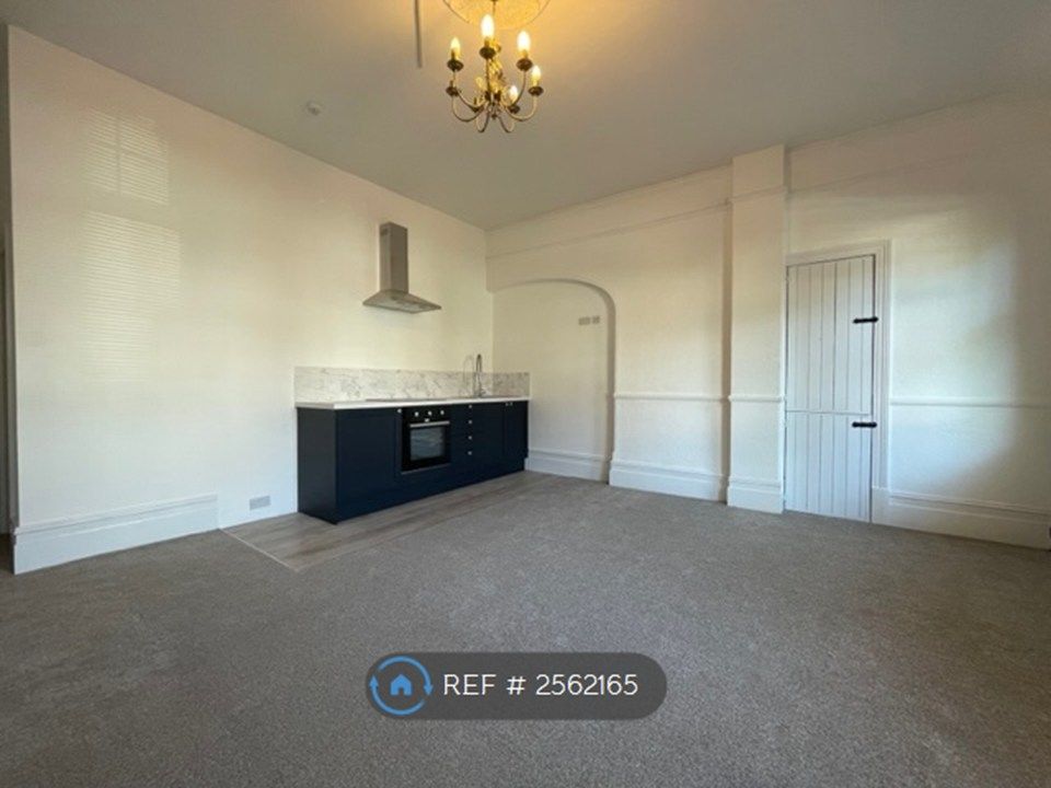 Property photo 2 of 3