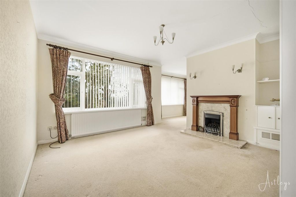 Property photo 2 of 19 Living Room