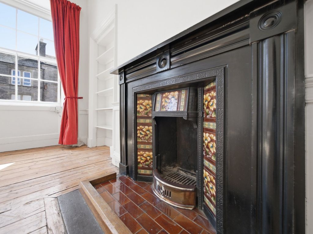 Property photo 3 of 16 Picture 3