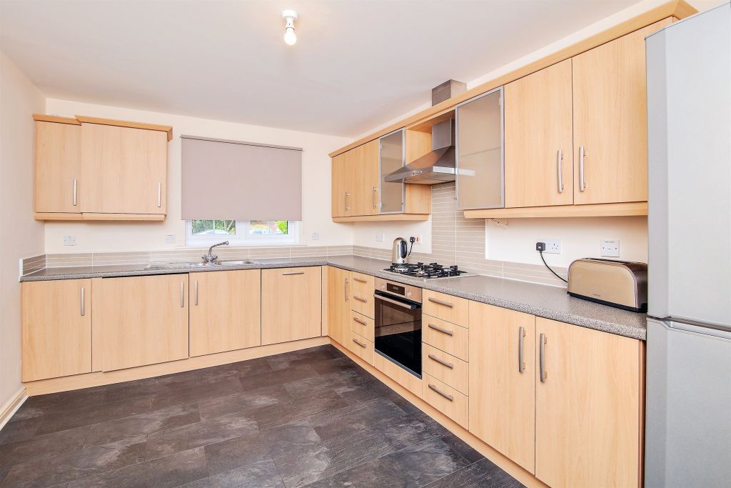 Property photo 2 of 4 Kitchen