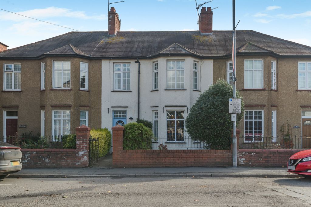 Property photo 1 of 24