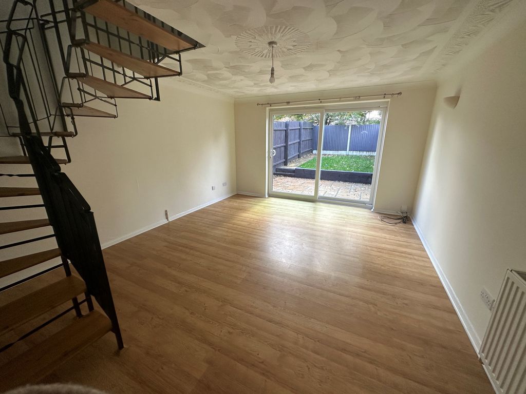 Additional image 5 of 2 bed property to rentHooke Close, Poole BH17