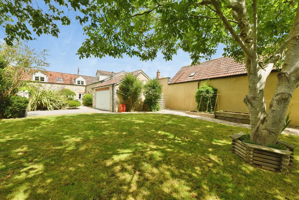 Property photo 1 of 25 Pbox-Img.Jpg