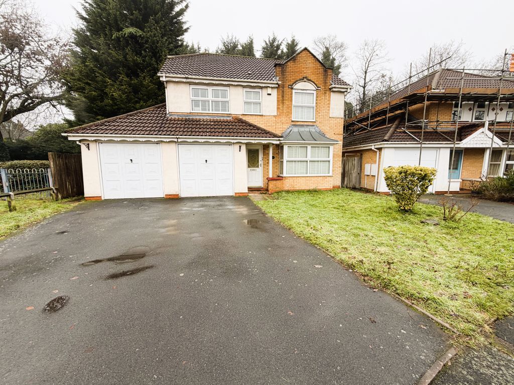 Property photo 2 of 36