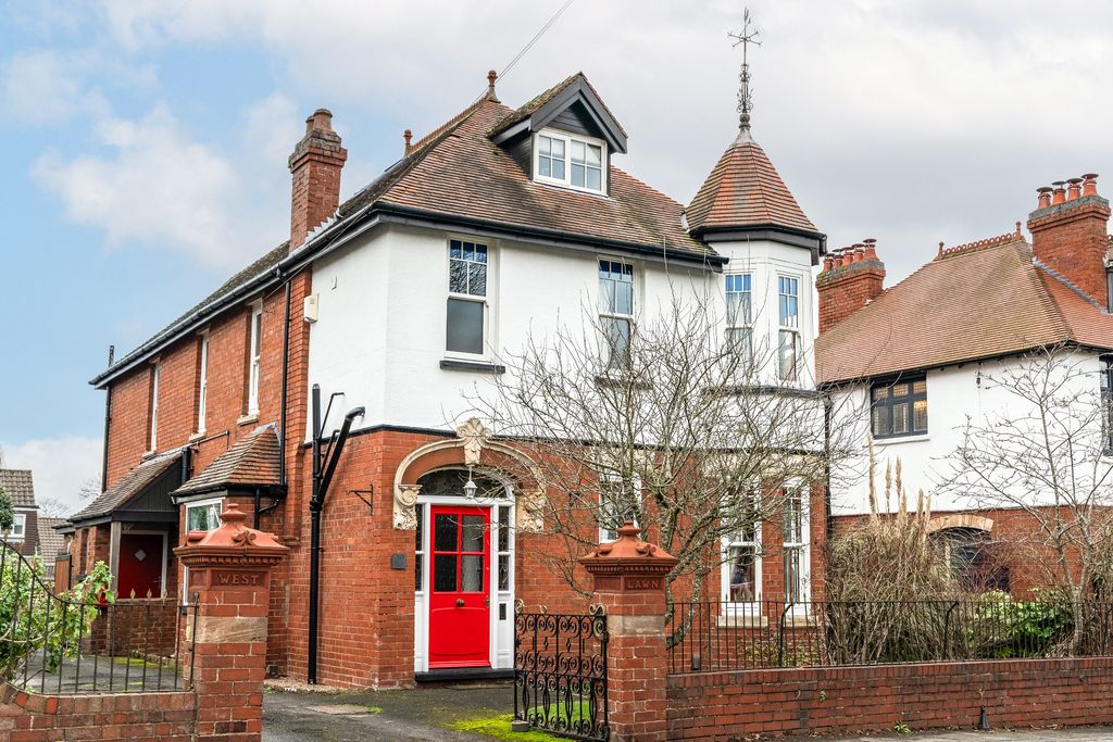 Property photo 1 of 23