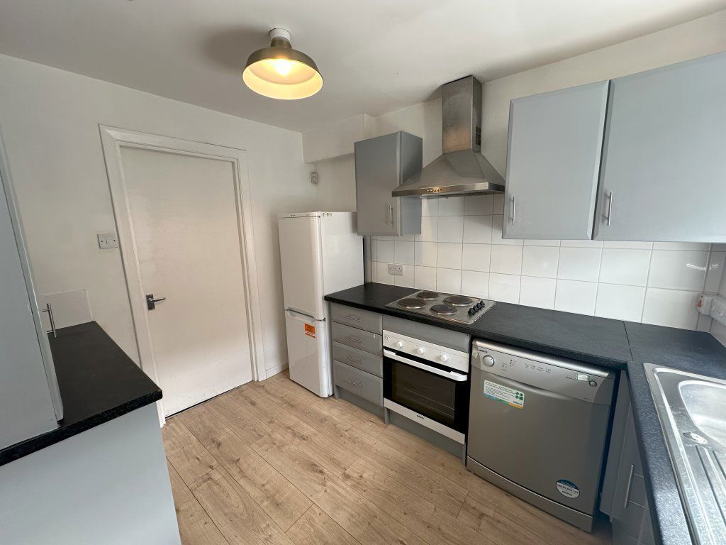 Property photo 3 of 24