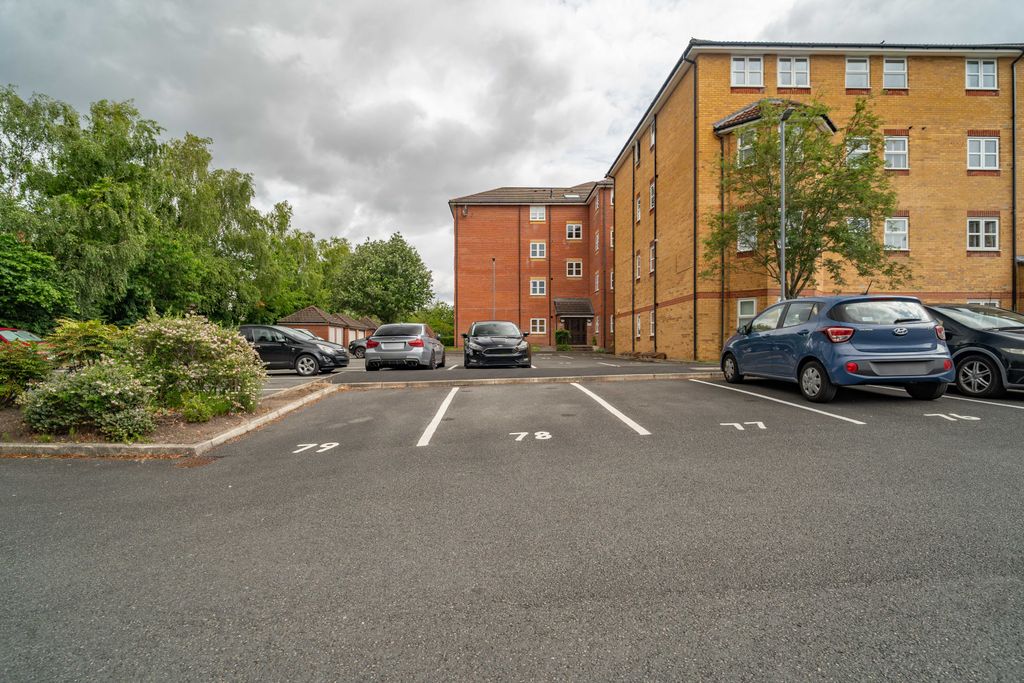 Property photo 1 of 10