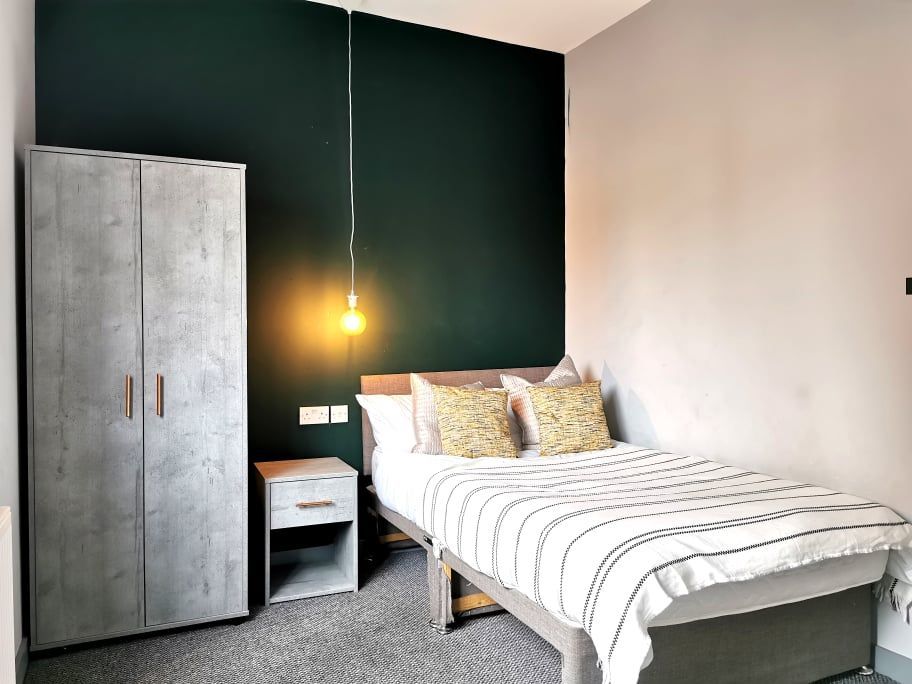 Property photo 1 of 3