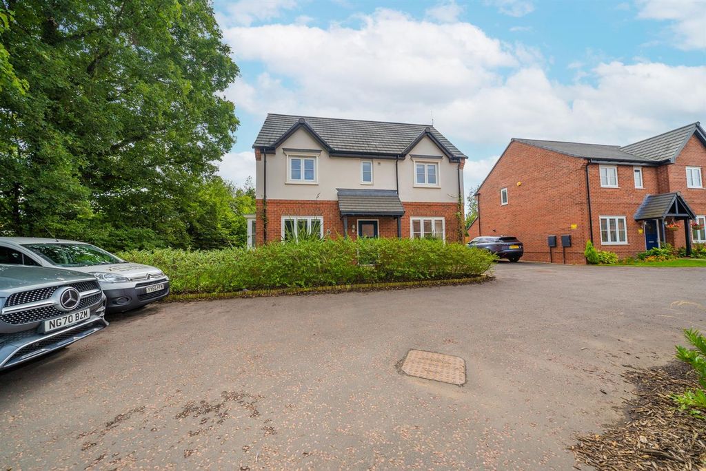 Property photo 2 of 29